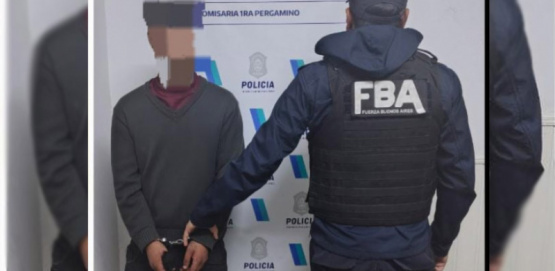 Robó una moto y lo atraparon con la misma ropa de otros delitos: tenía orden de detención