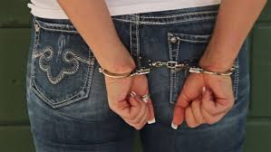 Detienen en Pergamino a una joven con captura activa por amenazas: fue interceptada en la vía pública