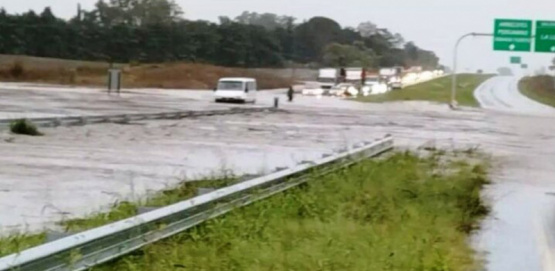 Pergamino bajo amenaza por temporal: Todo el informe de la Región con rutas cortadas, evacuaciones y más de 300 mm de lluvia