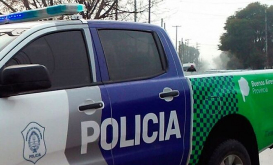 Violencia en un departamento de Pergamino: Un hombre se encerró en el baño para escapar de su pareja armada