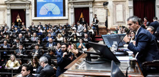 Crisis en Diputados: Menem frenó la comisión investigadora por el escándalo Libra y estalló la oposición