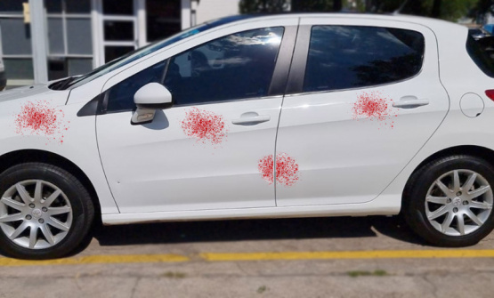 Vecino denuncia vandalismo y apunta al exmarido de su amiga como principal sospechoso