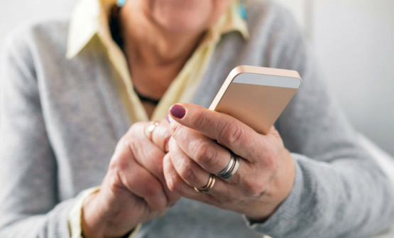 intentaron hackearle el celular a una jubilada simulando ser del PAMI