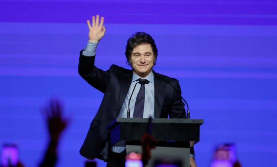 Milei refuerza su campaña en Buenos Aires y cierra el Congreso Libertario en La Plata bajo fuerte custodia