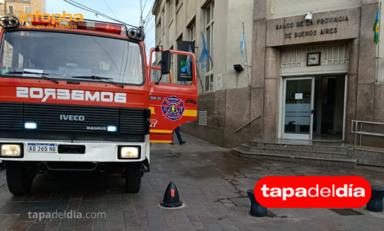 Intento de incendio en los cajeros del Banco Provincia sucursal centro