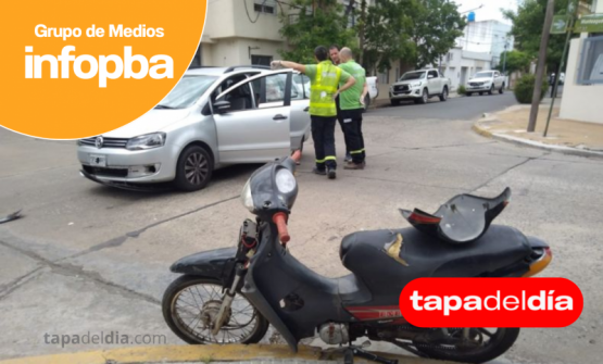 Un choque entre una moto con cuatro ocupantes y un auto derivó en un grave episodio de violencia 